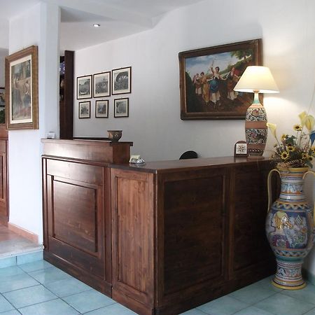 פאלינורו Residence Hotel Eden מראה חיצוני תמונה