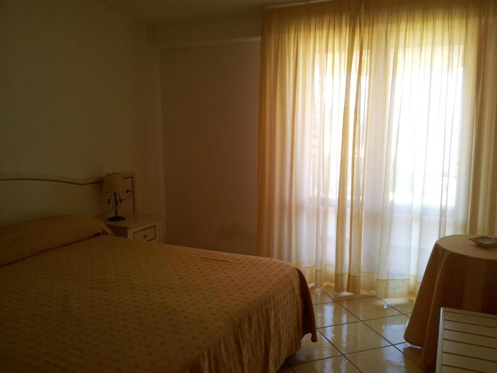 פאלינורו Residence Hotel Eden מראה חיצוני תמונה