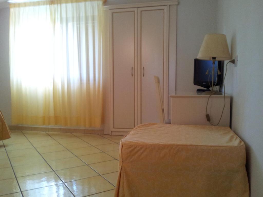 פאלינורו Residence Hotel Eden מראה חיצוני תמונה