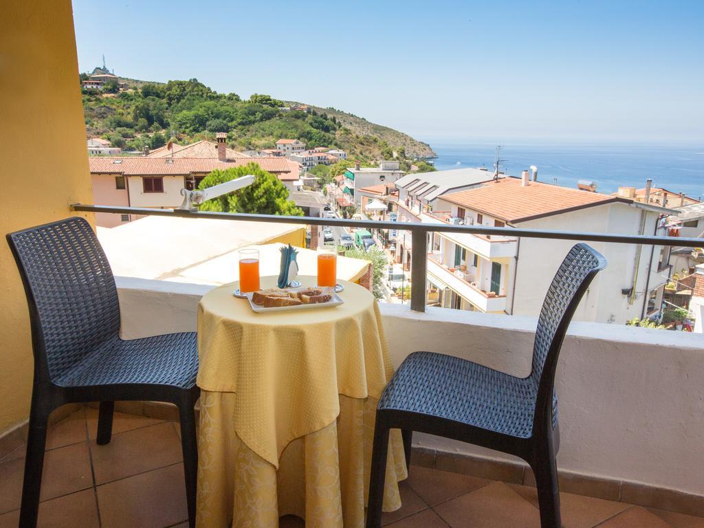 פאלינורו Residence Hotel Eden מראה חיצוני תמונה